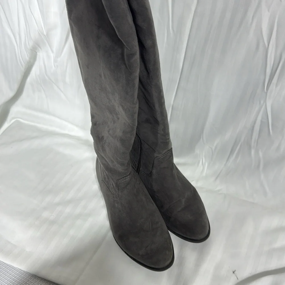 Lime Light Joaquin Faux Suede Studded Knee High Tall Gray Riding Boots Size 8